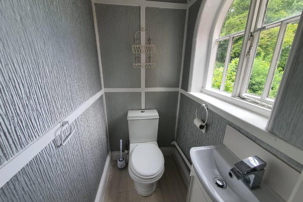 Spectacular Period Property Located In Leicester Buitenkant foto